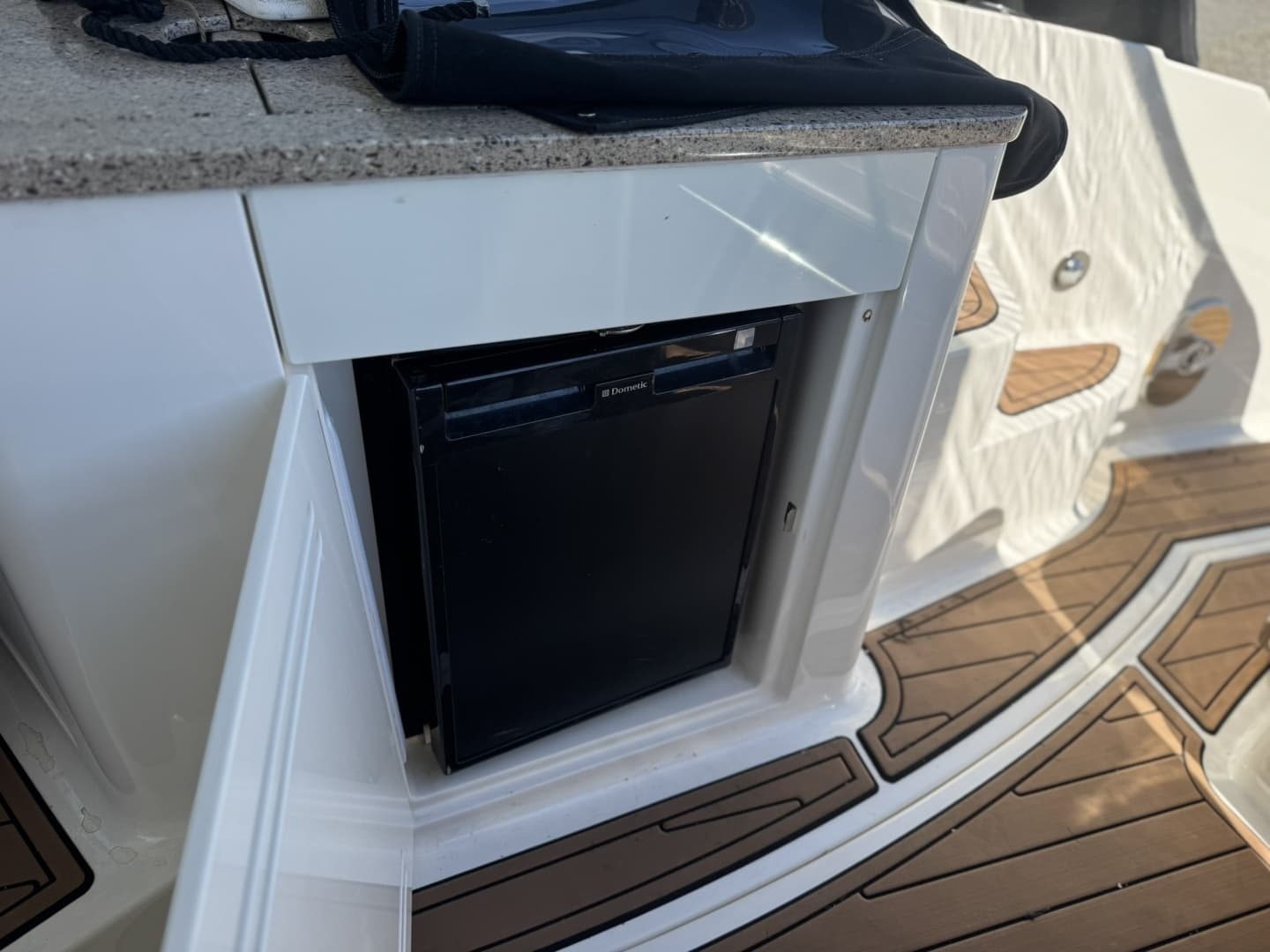 2018 Sea Ray — - Image 23