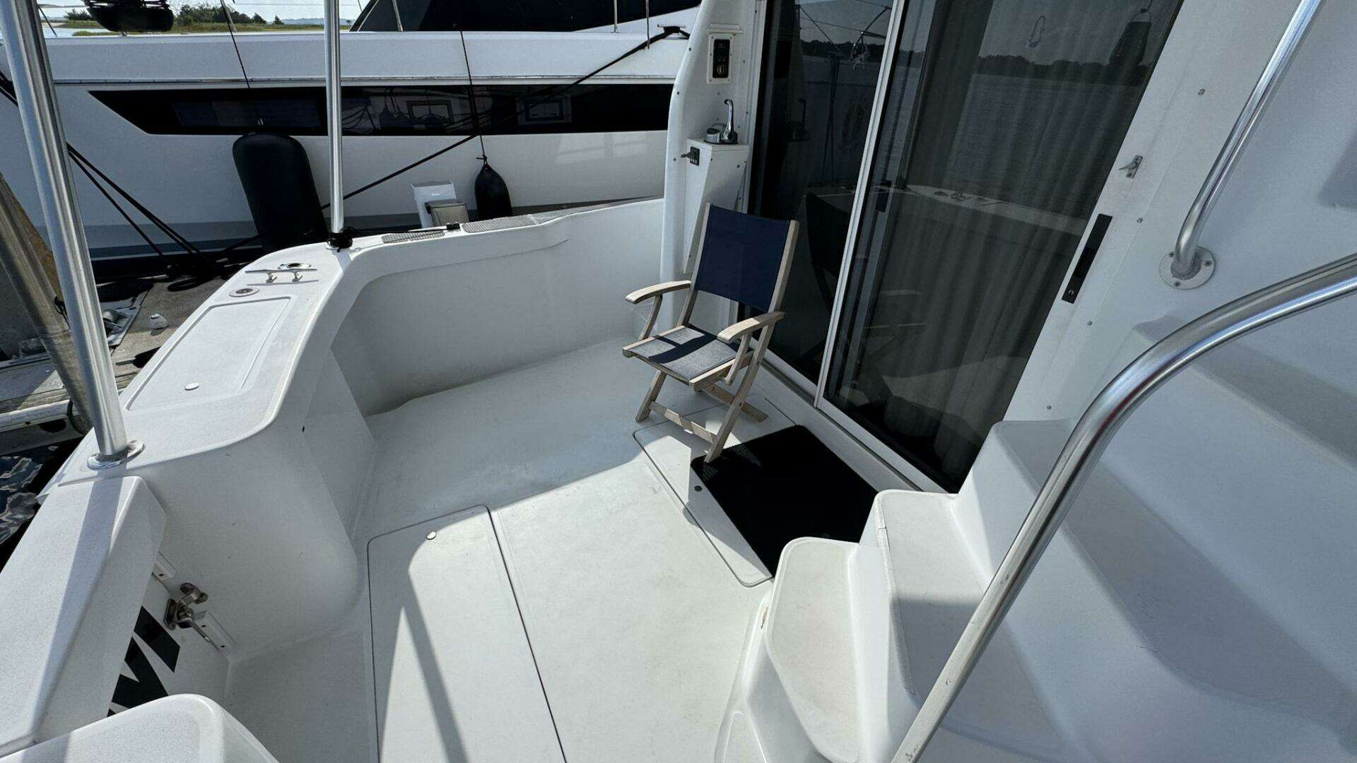 1999 Mainship 350 Trawler - Image 7