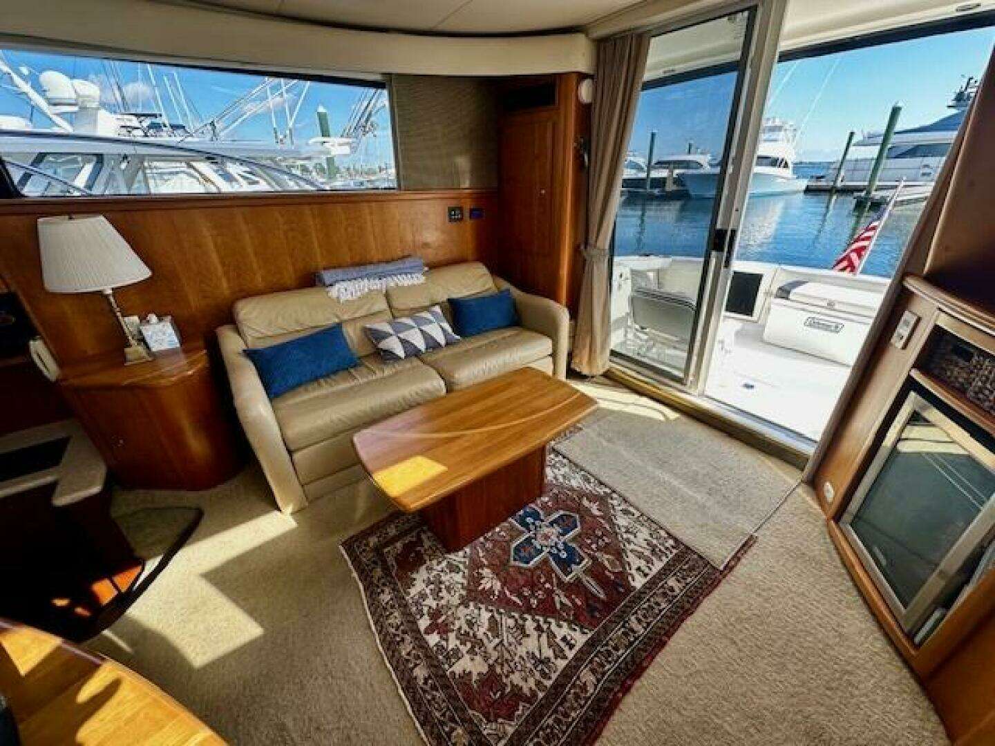 2001 Silverton 42 Convertible - Image 27