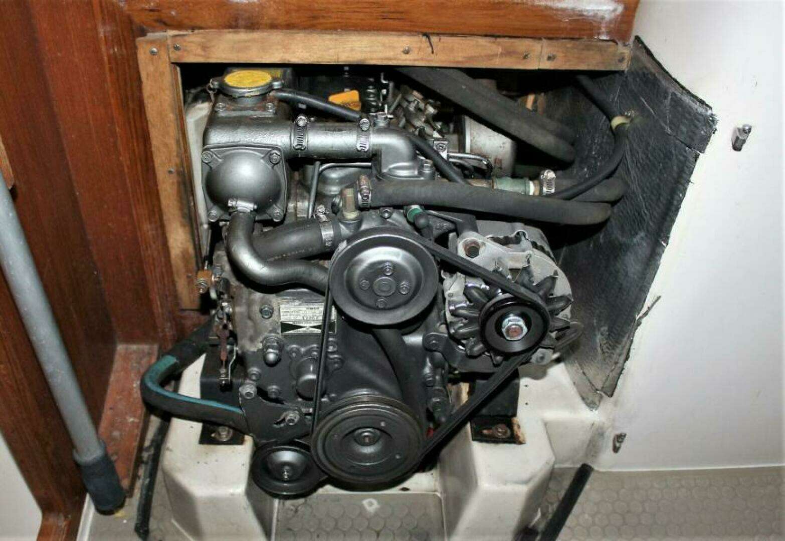 1996 Catalina 320 - Image 29
