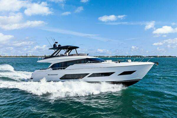 2024 Ferretti Yachts 720