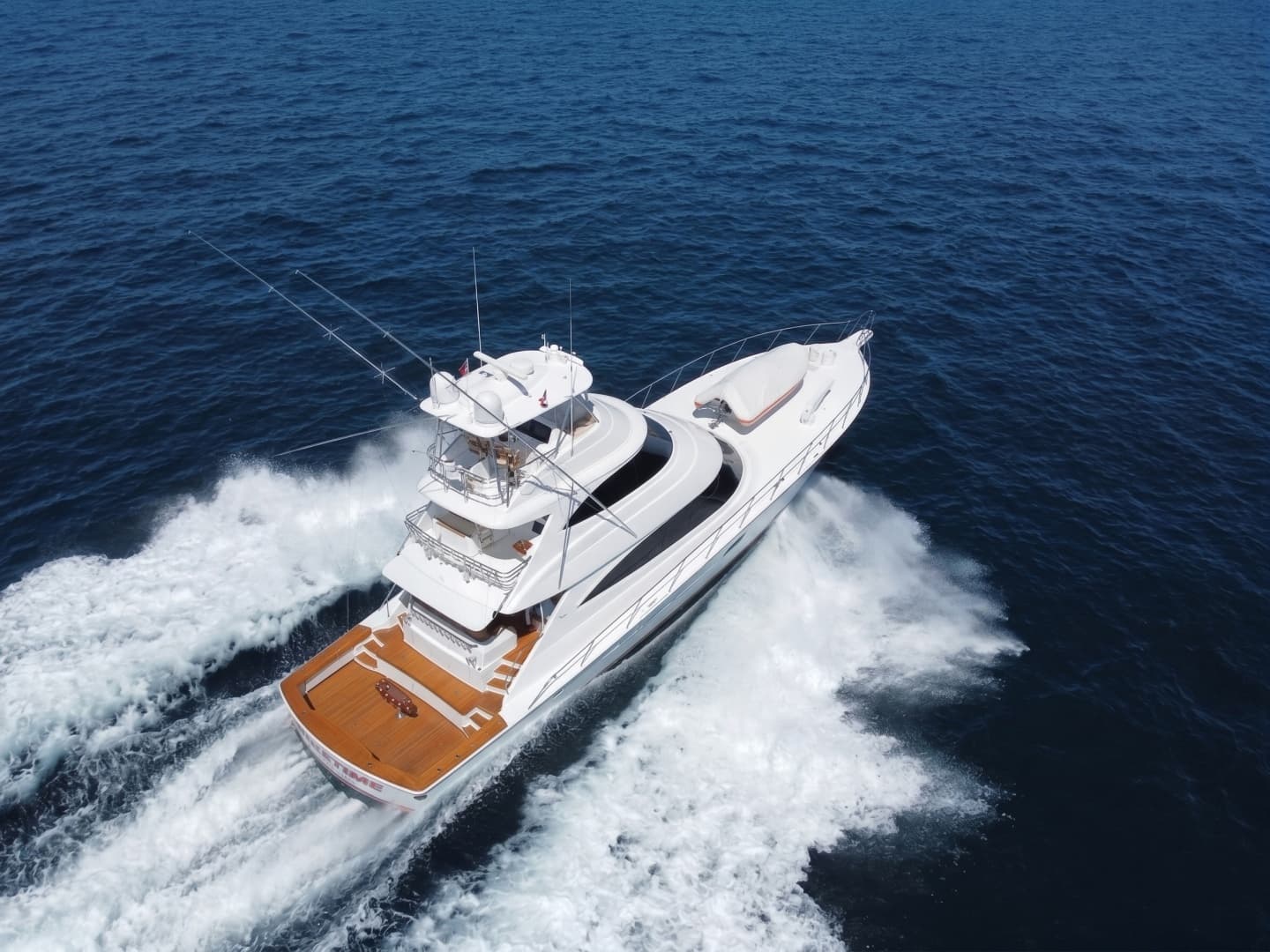 2024 Viking 90 Skybridge - Image 36