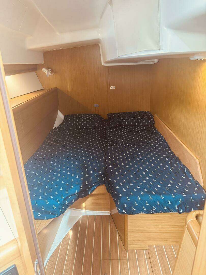 2008 Jeanneau Sun Odyssey 45 DS - Image 3