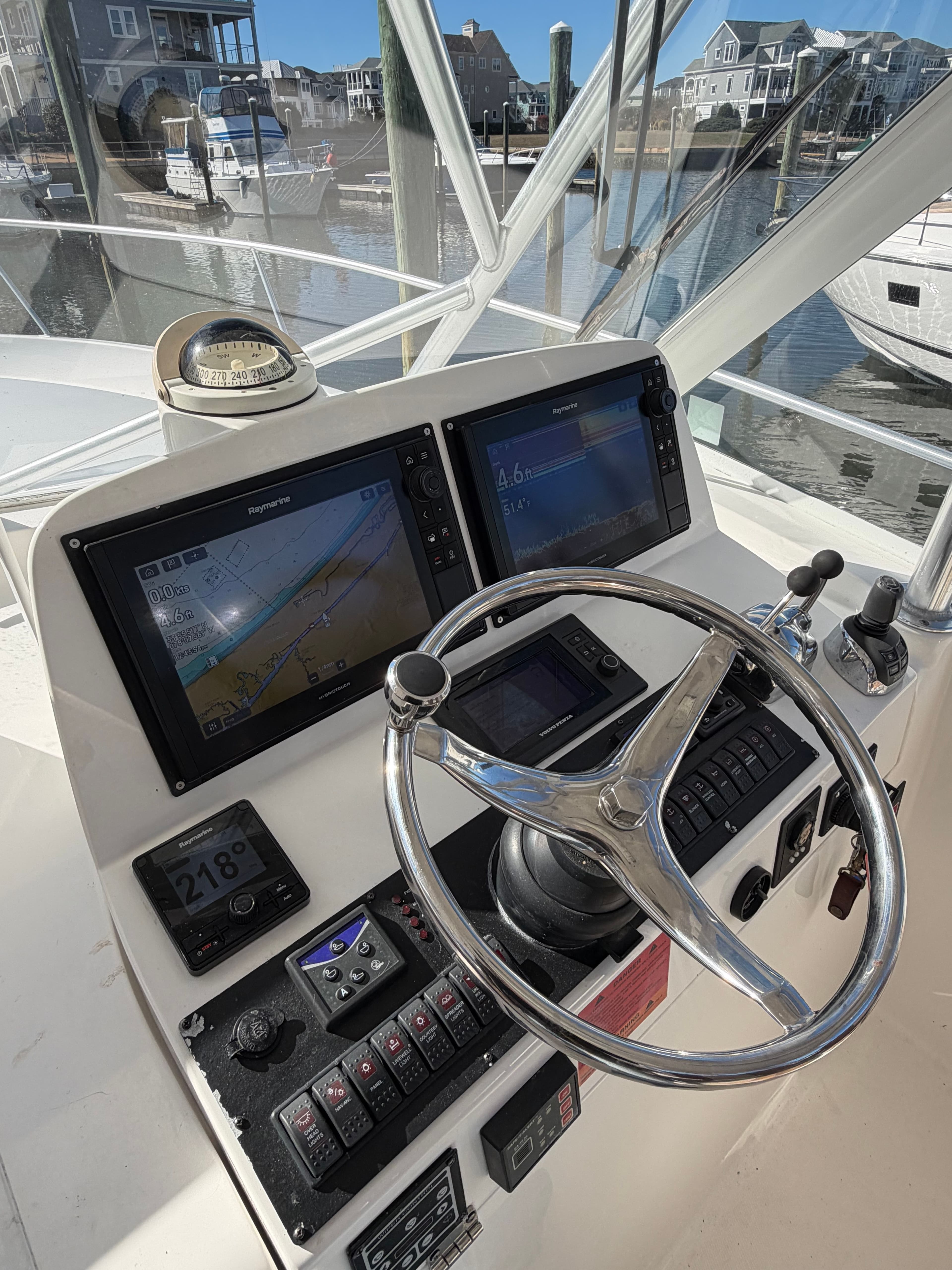 2011 Luhrs 37 IPS Canyon Series - 10