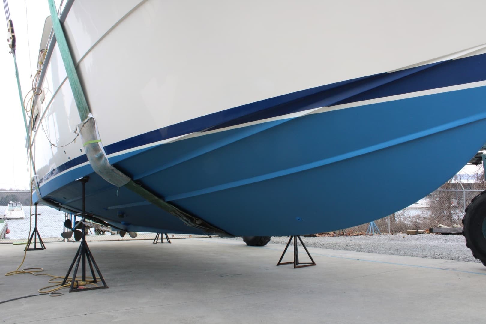 1983 Bertram Motor Yacht - Image 6
