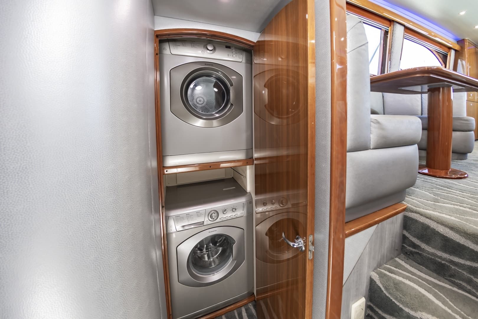 2006 Viking Convertible - Image 72