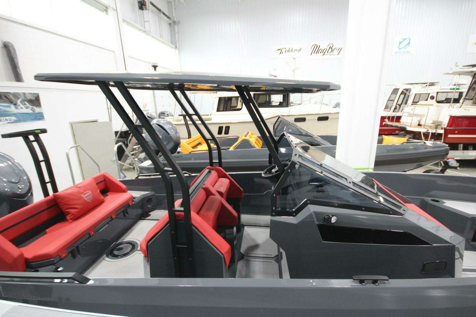 2026 Iron 827 T-Top - Image 11