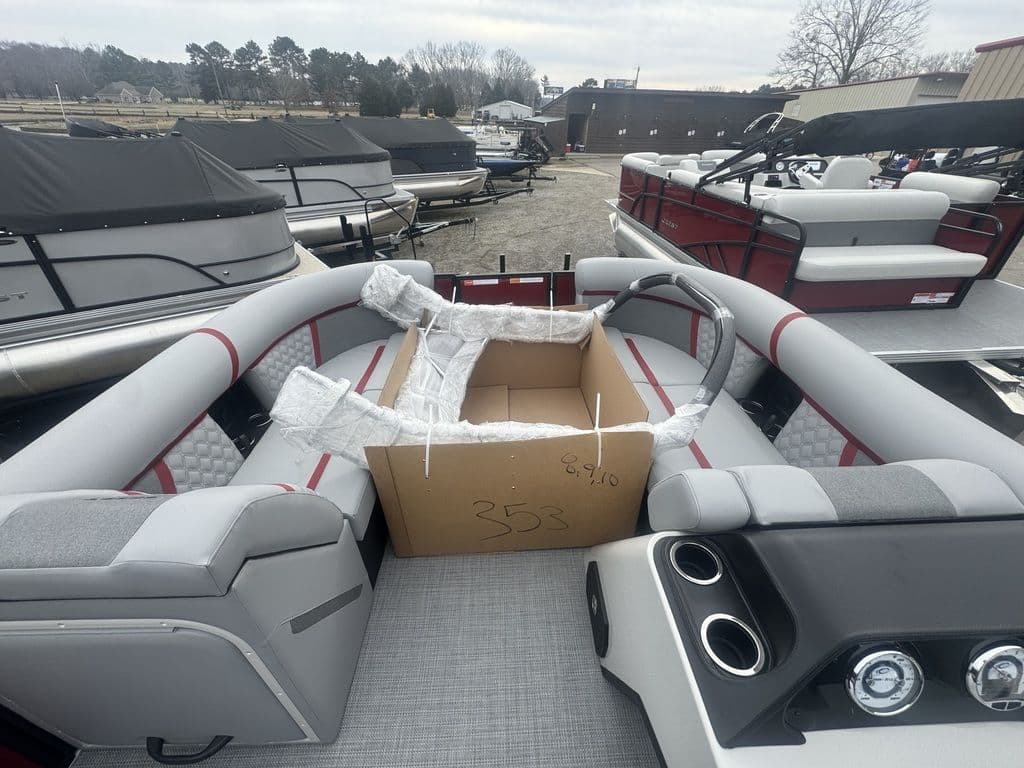 2026 Crest Conquest 21 FT - 11