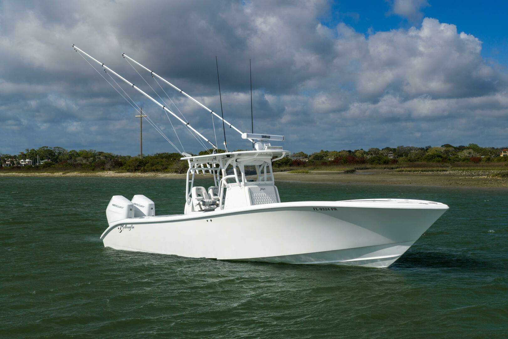 2014 Yellowfin 32 Offshore - Image 3