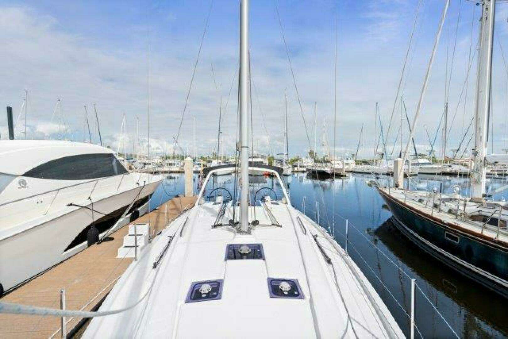 2018 Beneteau 41.1 - Image 18