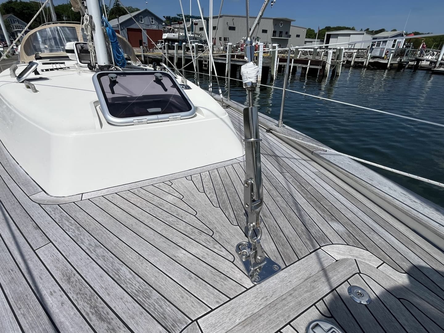 2017 Rustler 37 - Image 6