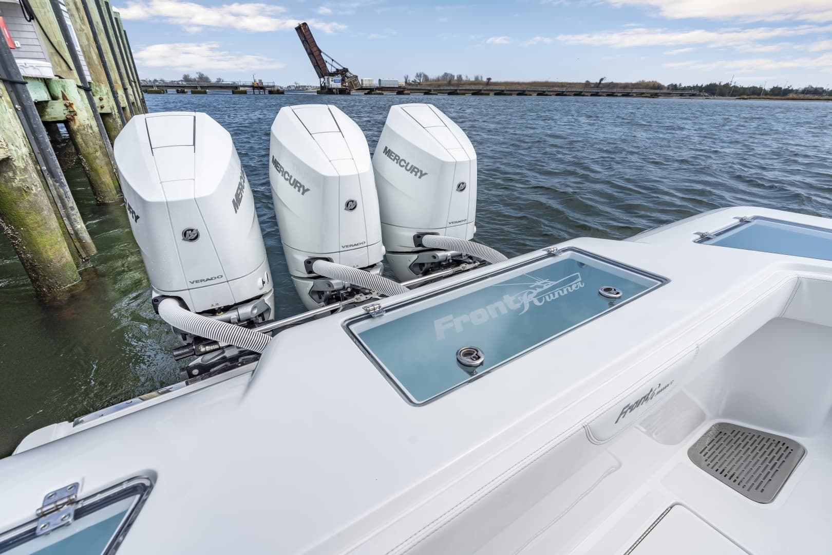 2026 Front Runner 39 Center Console - Image 23
