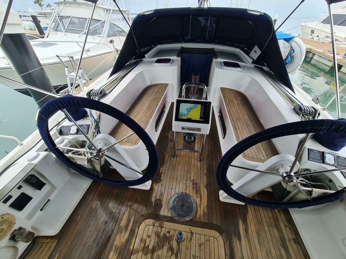 2010 Hanse 470e - Image 7