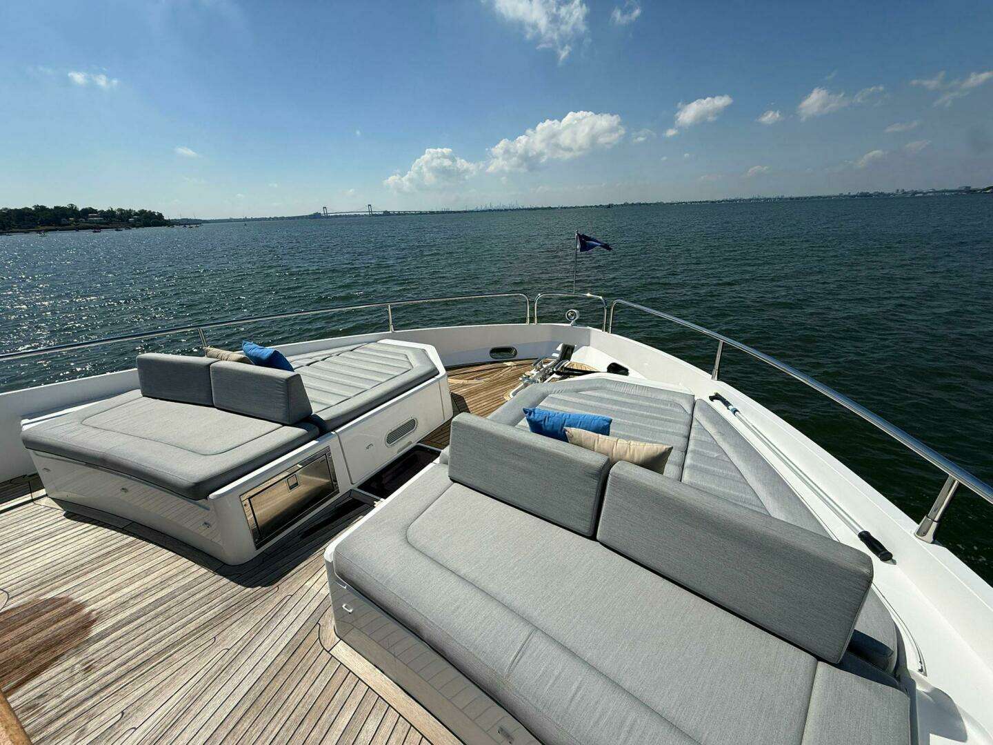 2021 Sunseeker 76 Yacht - Image 15