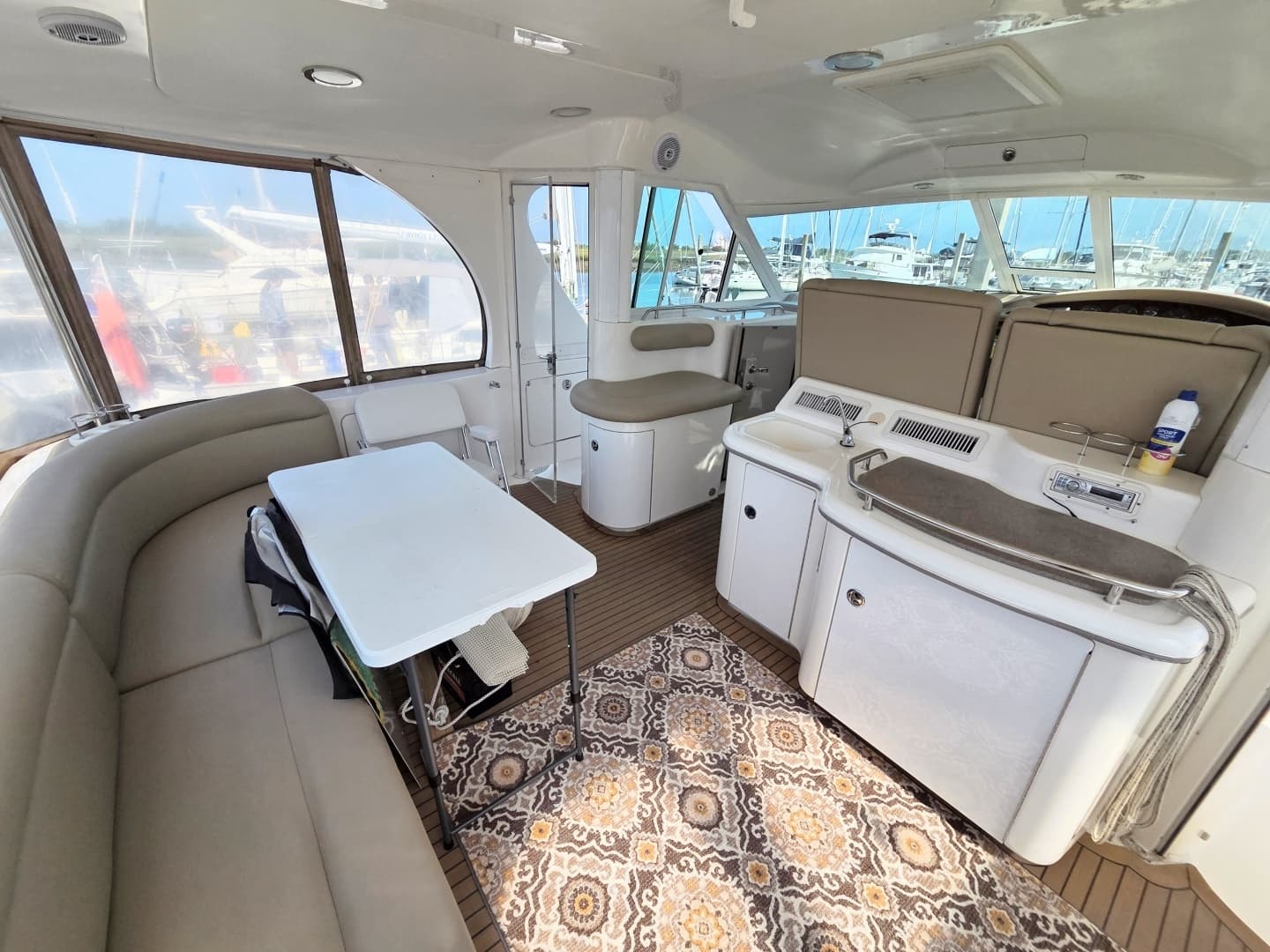 2002 Sea Ray 480 Motor Yacht - Image 4