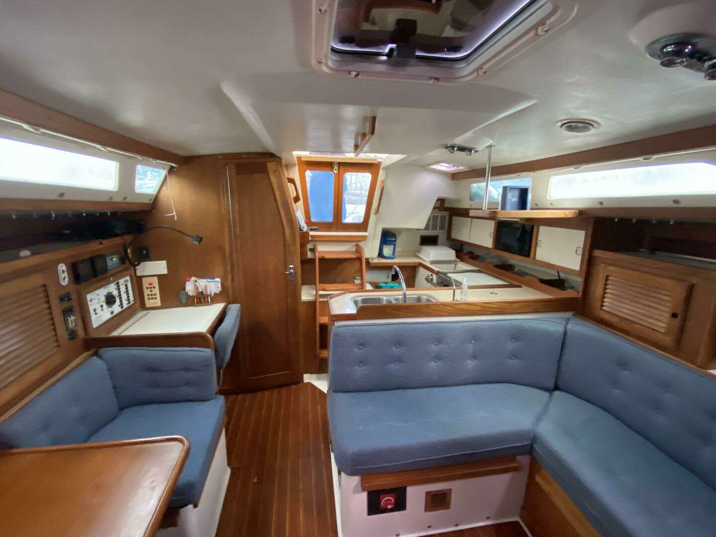 1998 Catalina MKII - Image 11