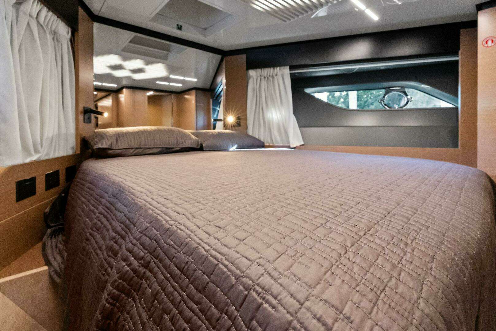 2019 Ferretti Yachts 780 - Image 56