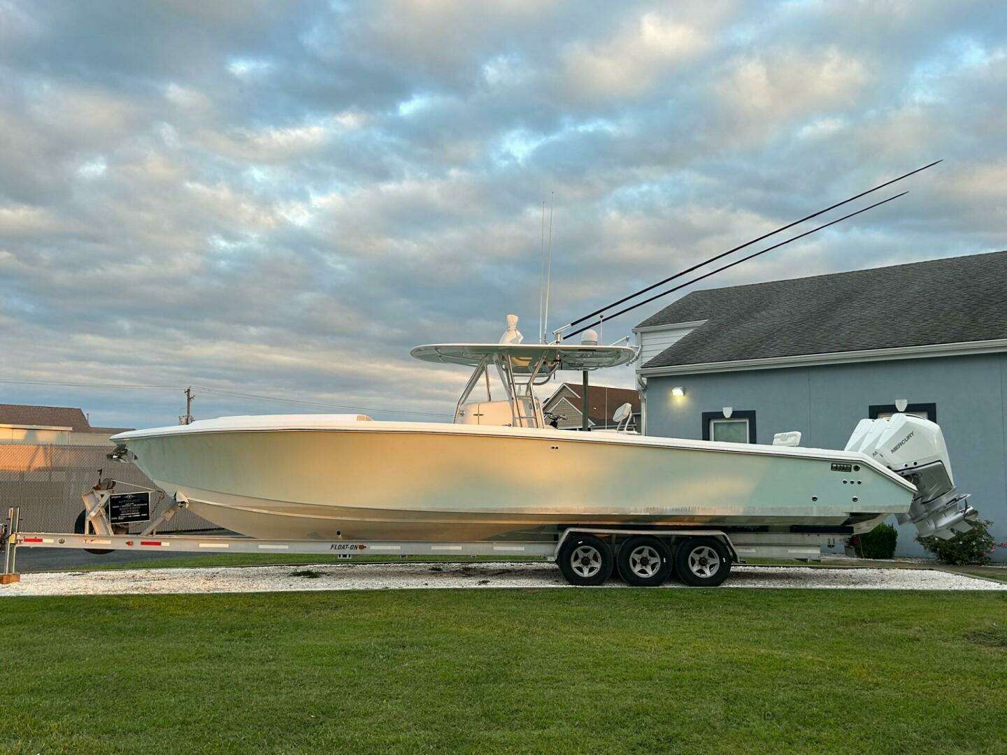 2008 Venture 39 Cuddy - Image 35