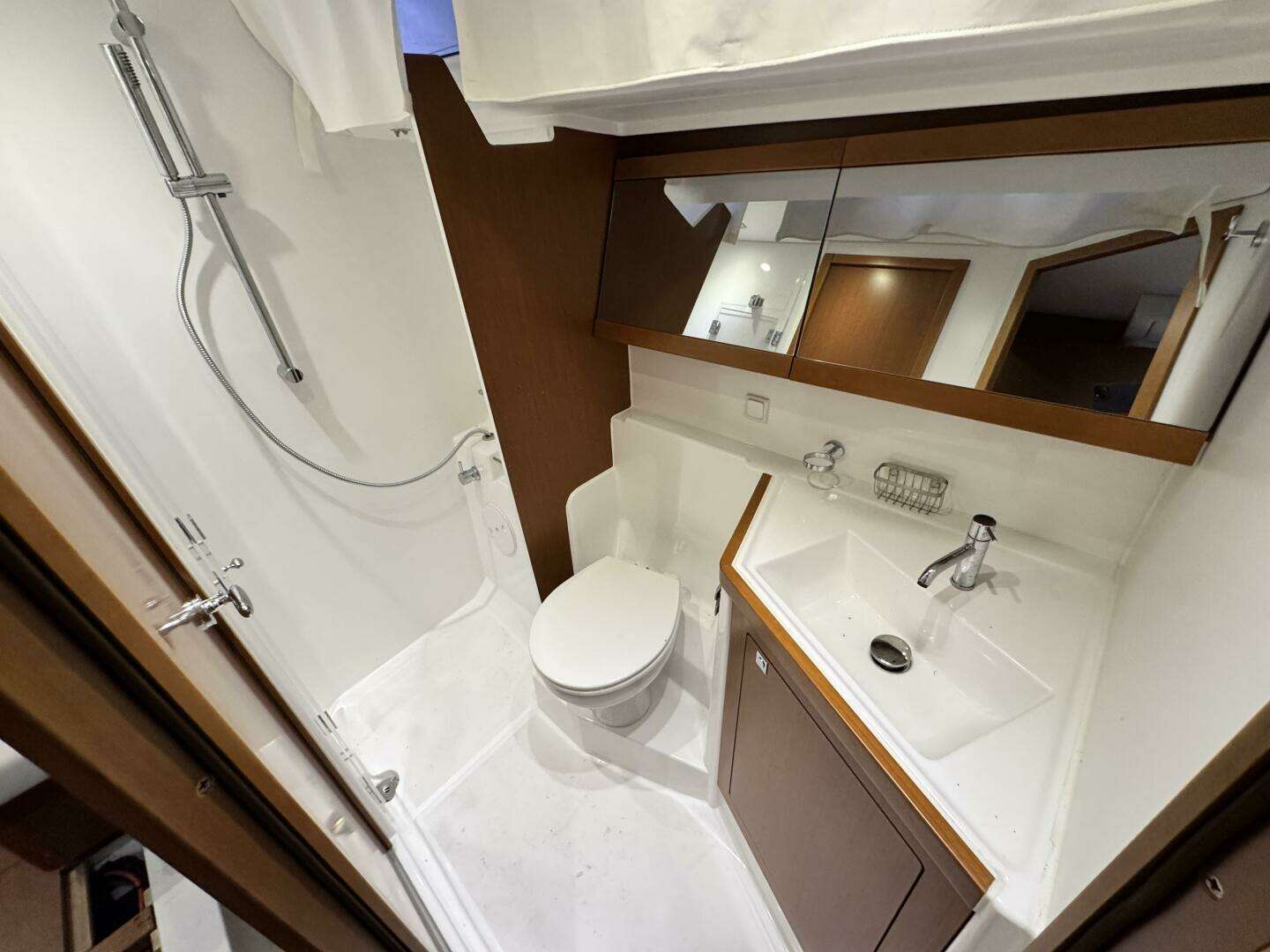 2014 Beneteau Oceanis 48 - Image 26