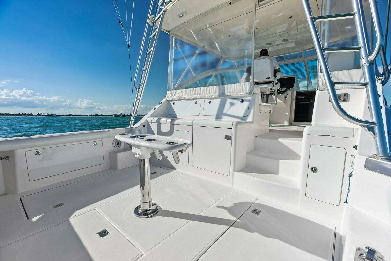 2006 Cabo 45 Express - Image 17