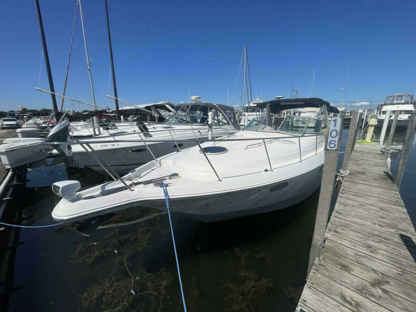2005 Monterey 322 Cruiser - Image 3