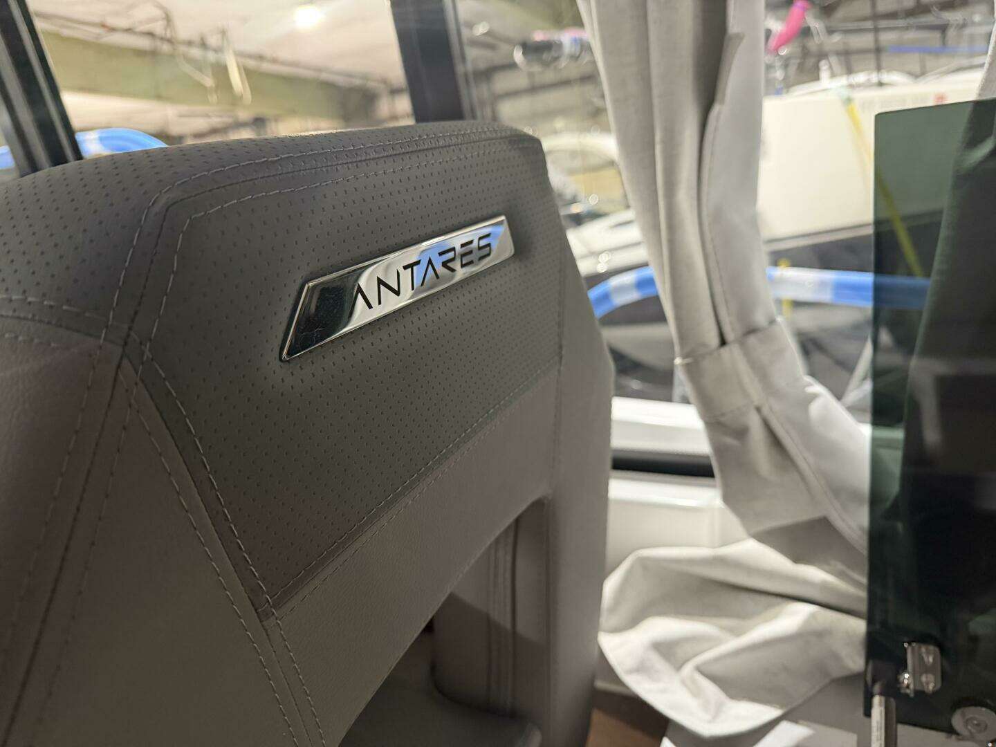 2026 Beneteau Antares 11 - Image 11