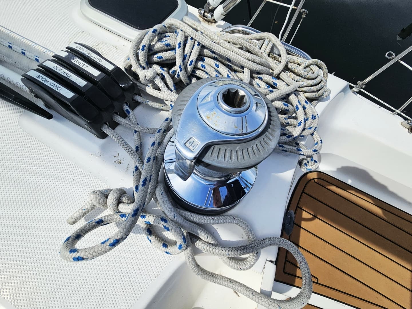 2007 Hunter 41 DS - Image 8