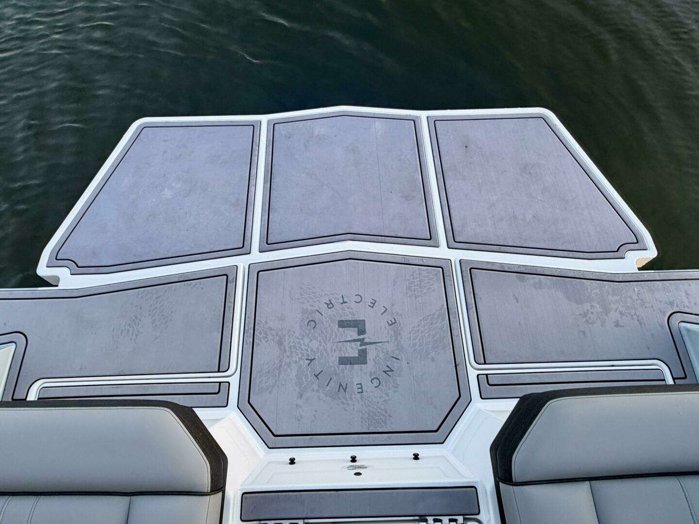 2023 Correct Craft Ingenity 23EL2 Electric Boat - Image 107