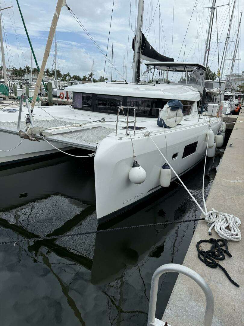 2019 Lagoon Lagoon 42 - Image 2