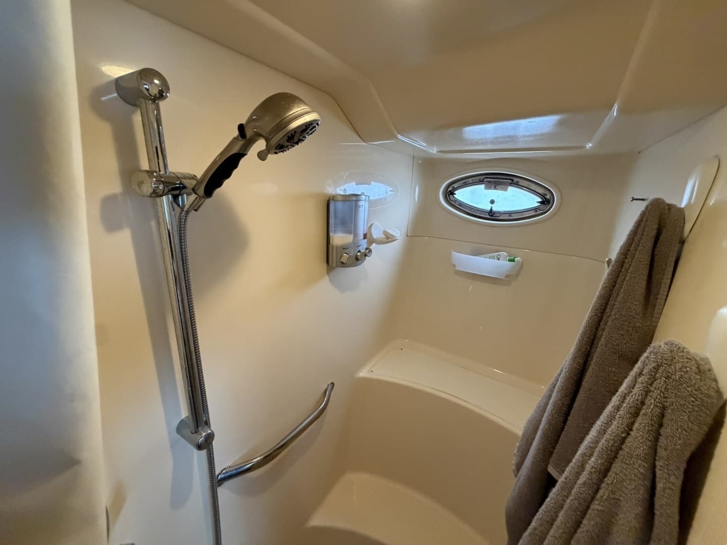 2002 Sea Ray 480 - Image 89
