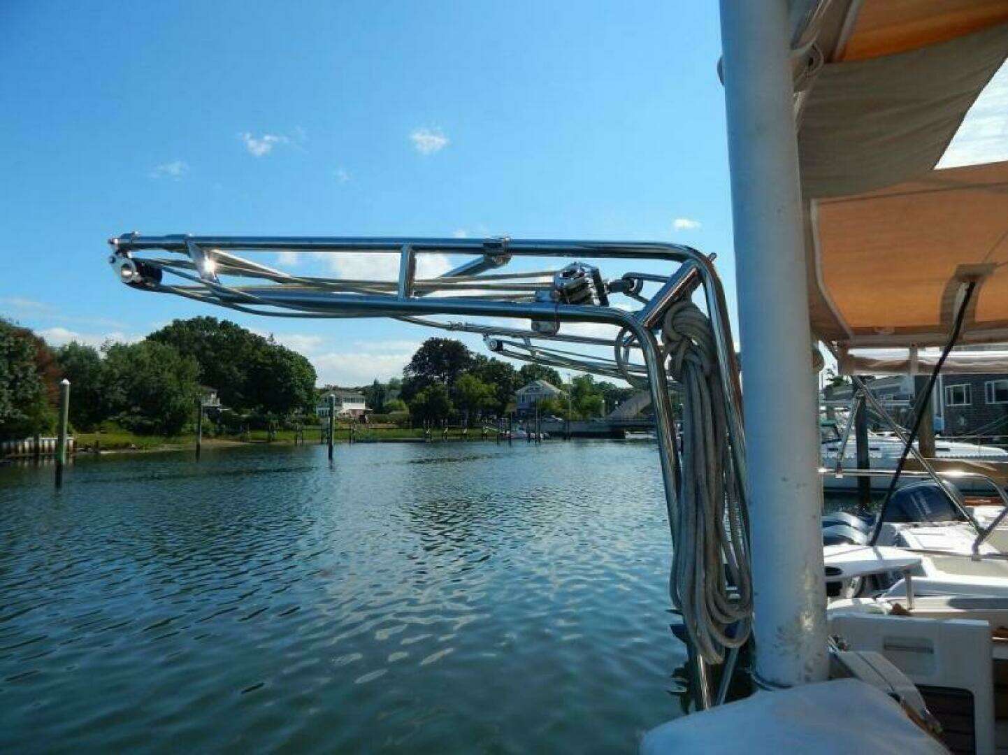 2004 Beneteau 373 - Image 25