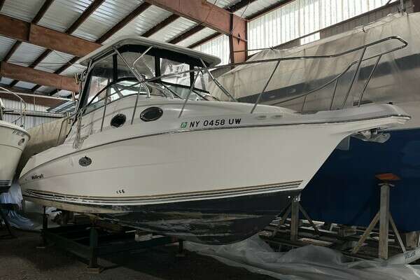 2001 Wellcraft 270 Coastal
