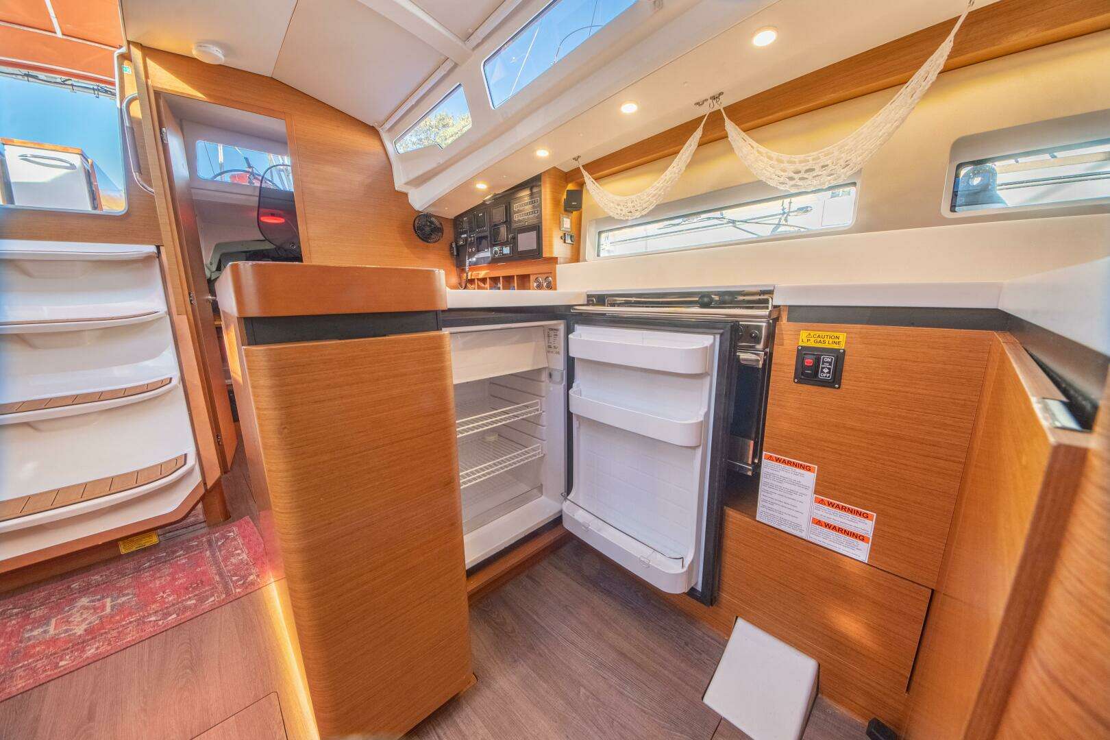 2022 Jeanneau Sun Odyssey 440 - Image 25