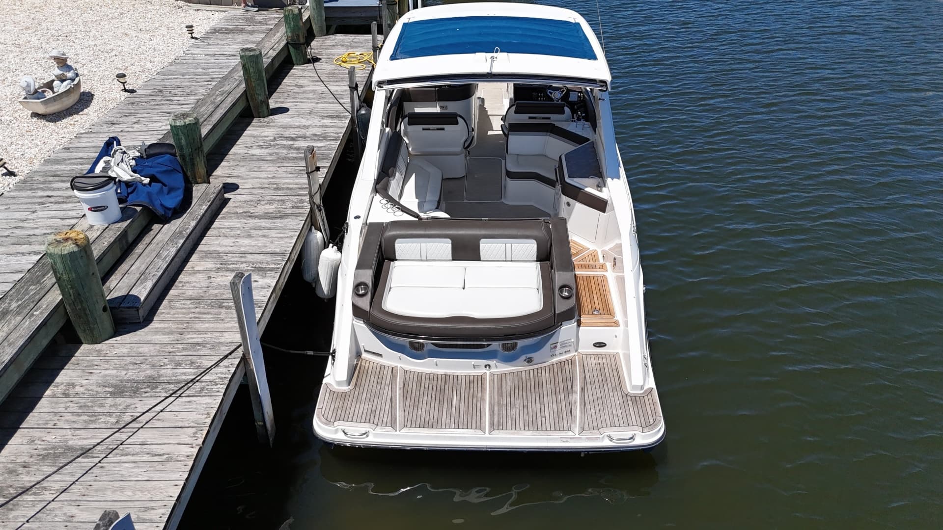 2017 Sea Ray 310 SLX - Image 6