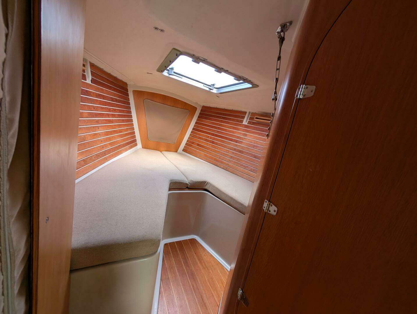 1986 Express 37 - Image 35