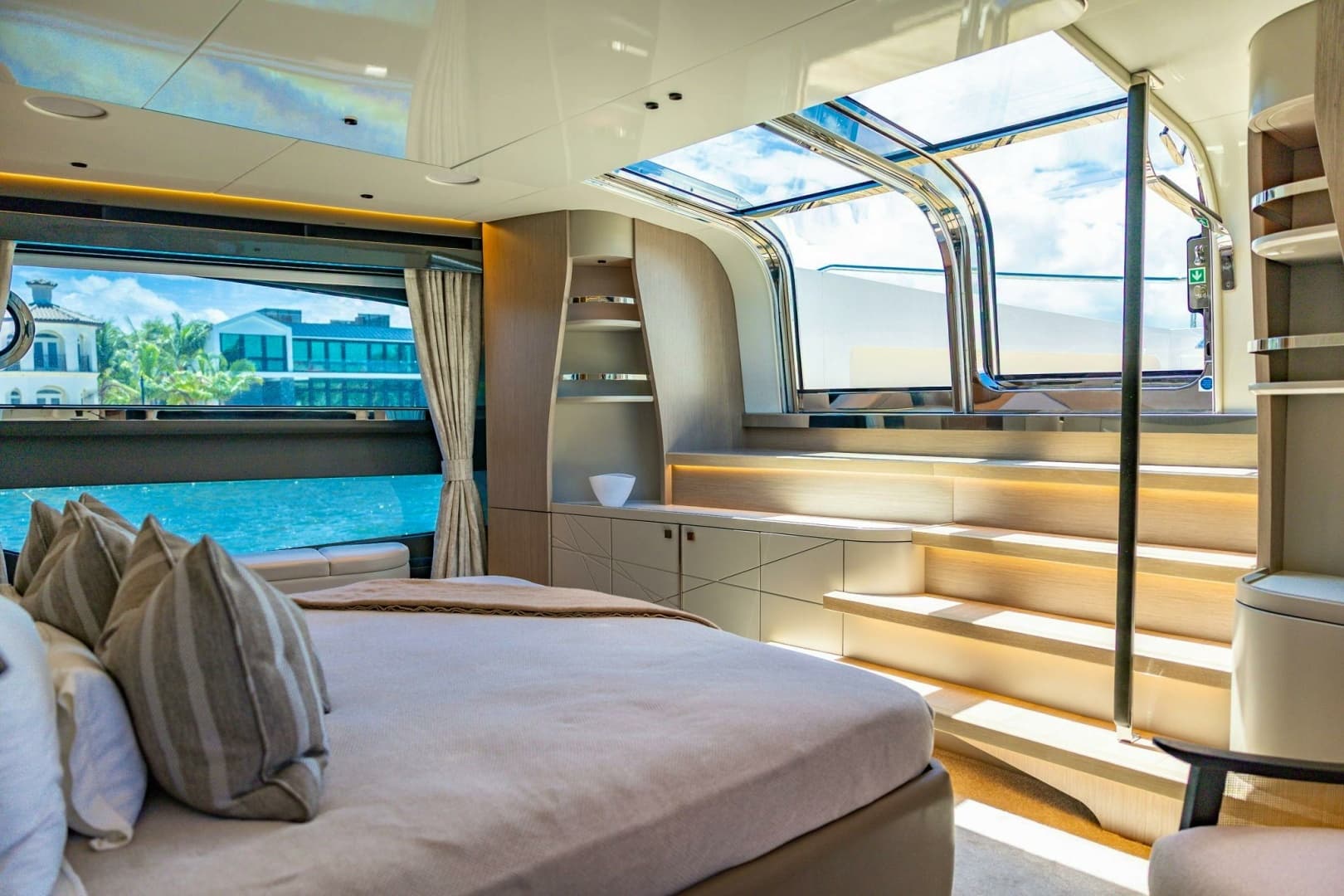 2024 Sunseeker Sunseeker 100 Yacht - Image 18