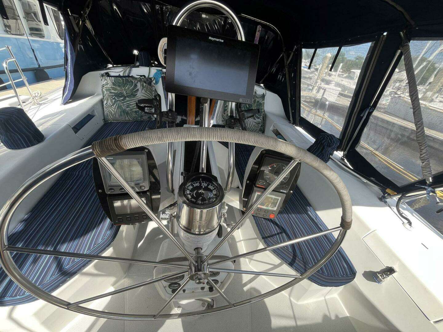 1999 Catalina 42 MK II - Image 14