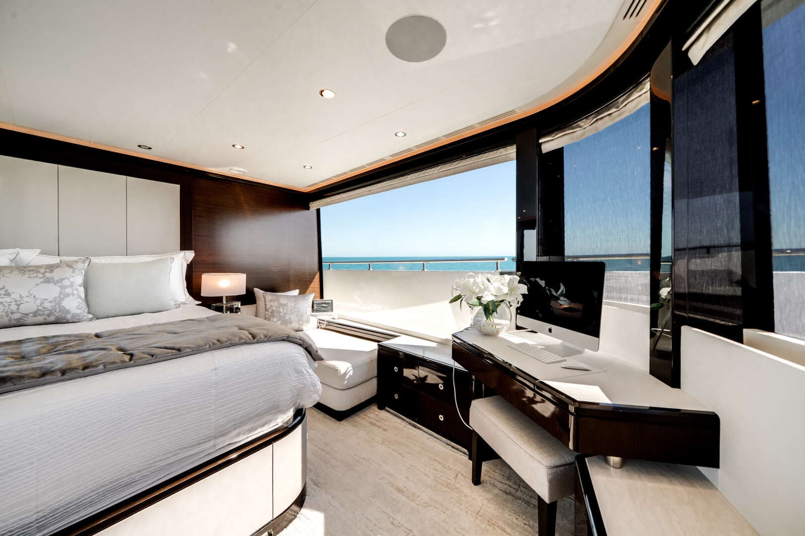 2022 Ocean Alexander 37L - Image 49