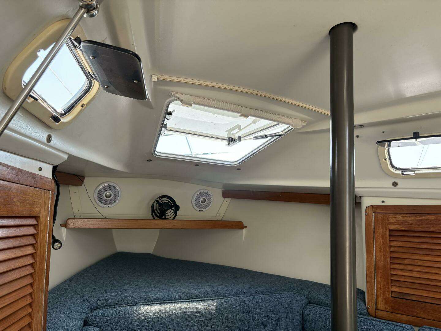 1994 Catalina 270LE - Image 40