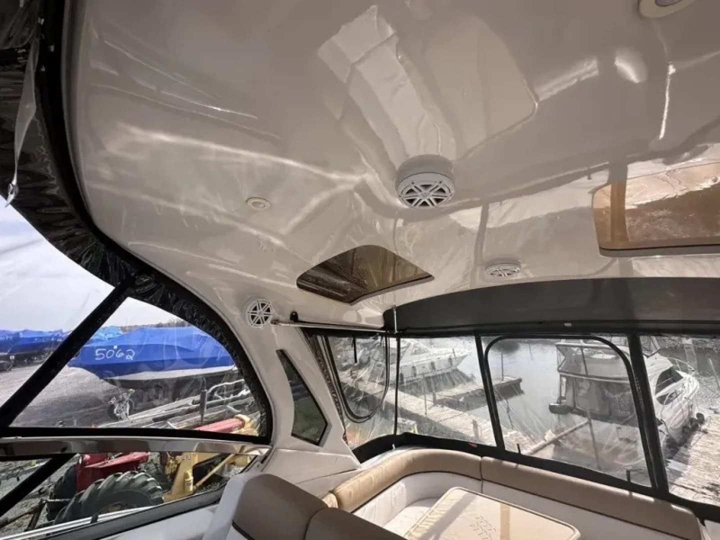2015 Four Winns 375 Vista - Image 26
