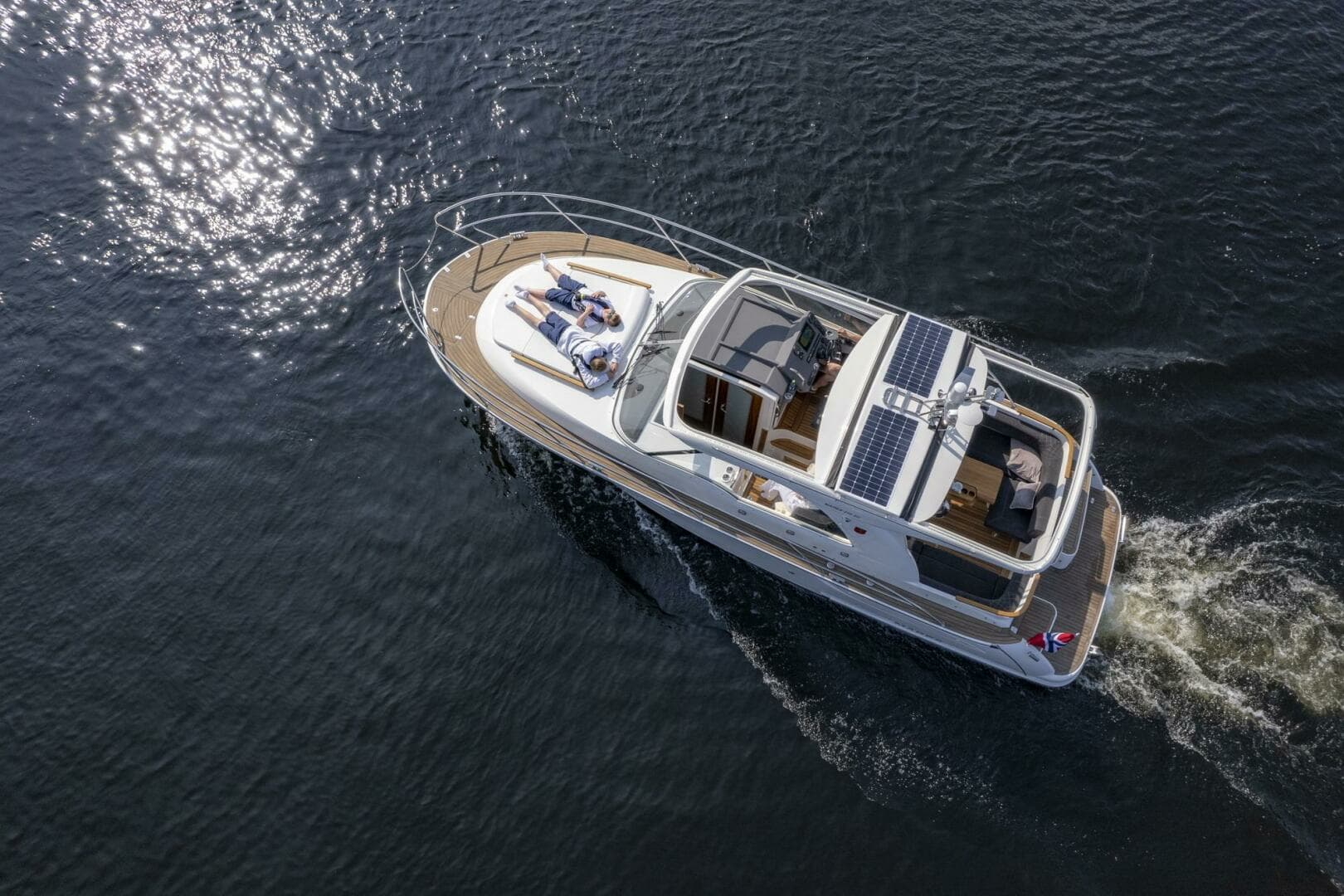 2026 Marex 310 Sun Cruiser - Image 9