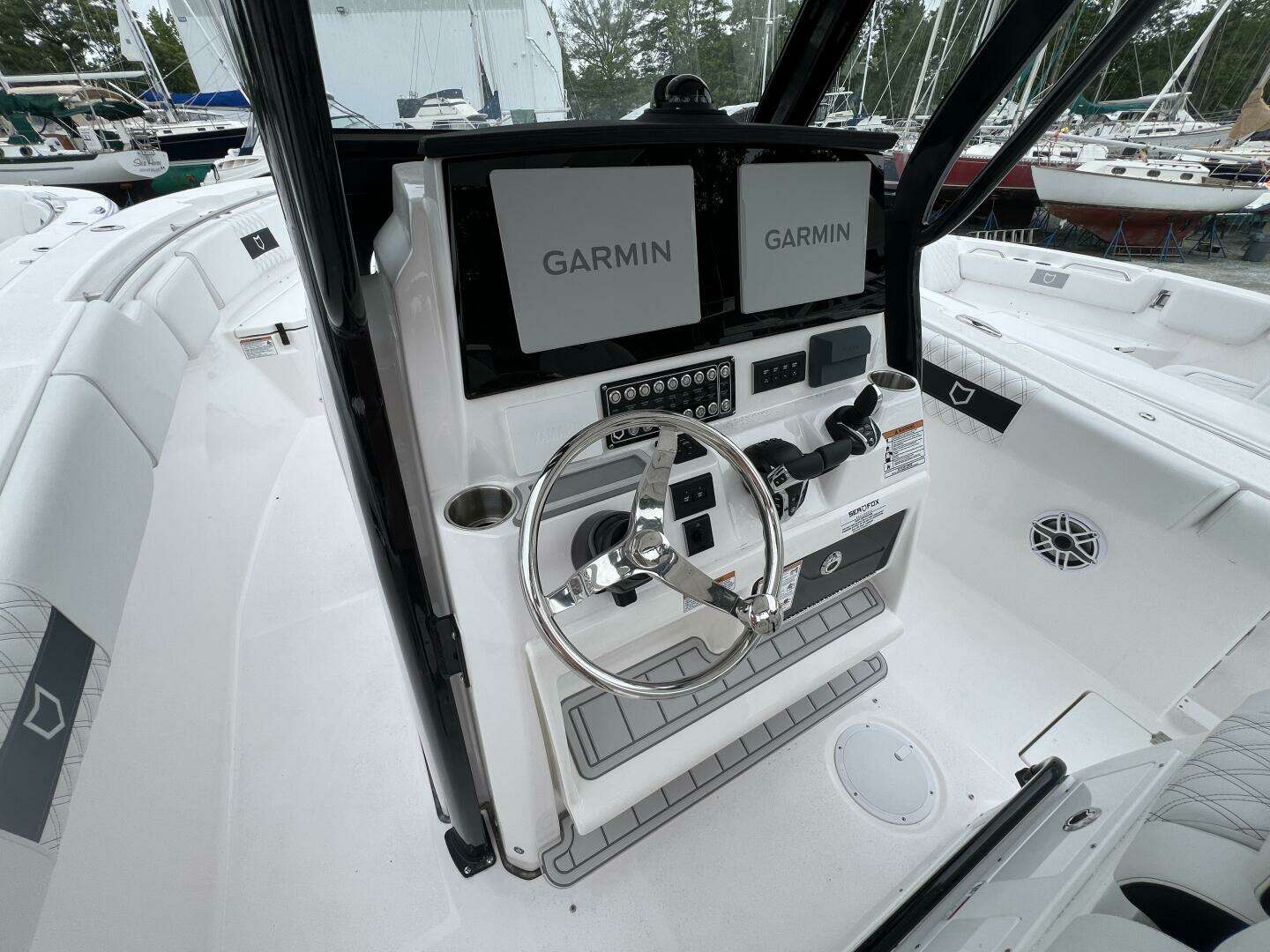 2025 Sea Fox 288 Commander - Image 8