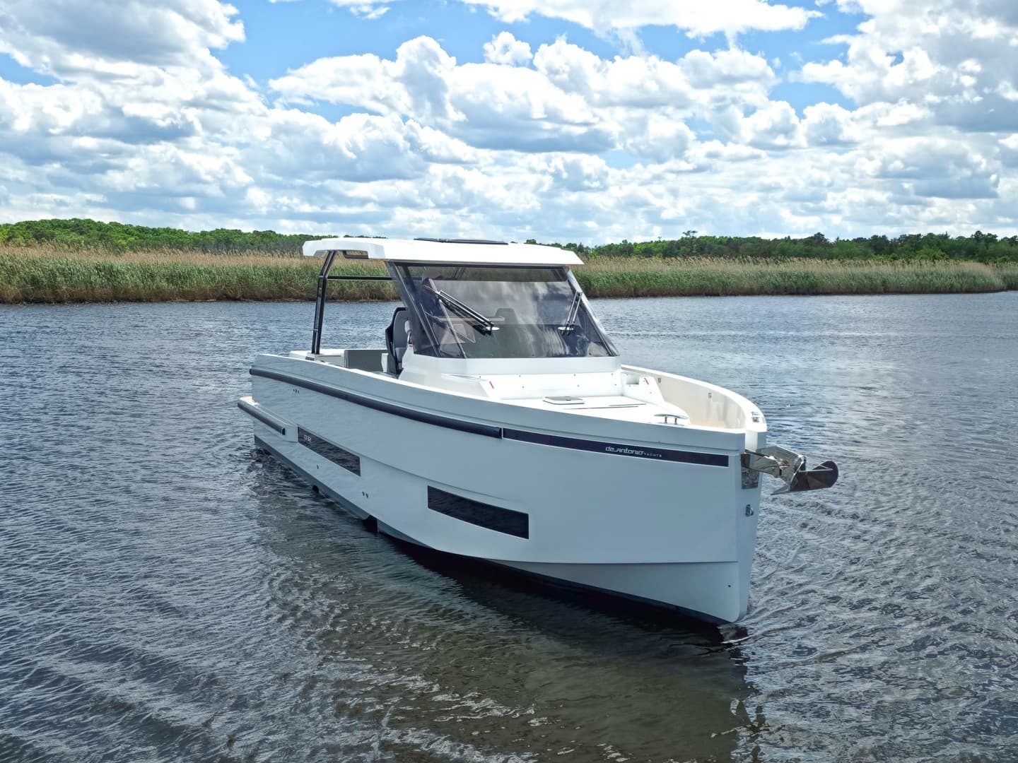 2026 De Antonio Yachts D32 - Image 4