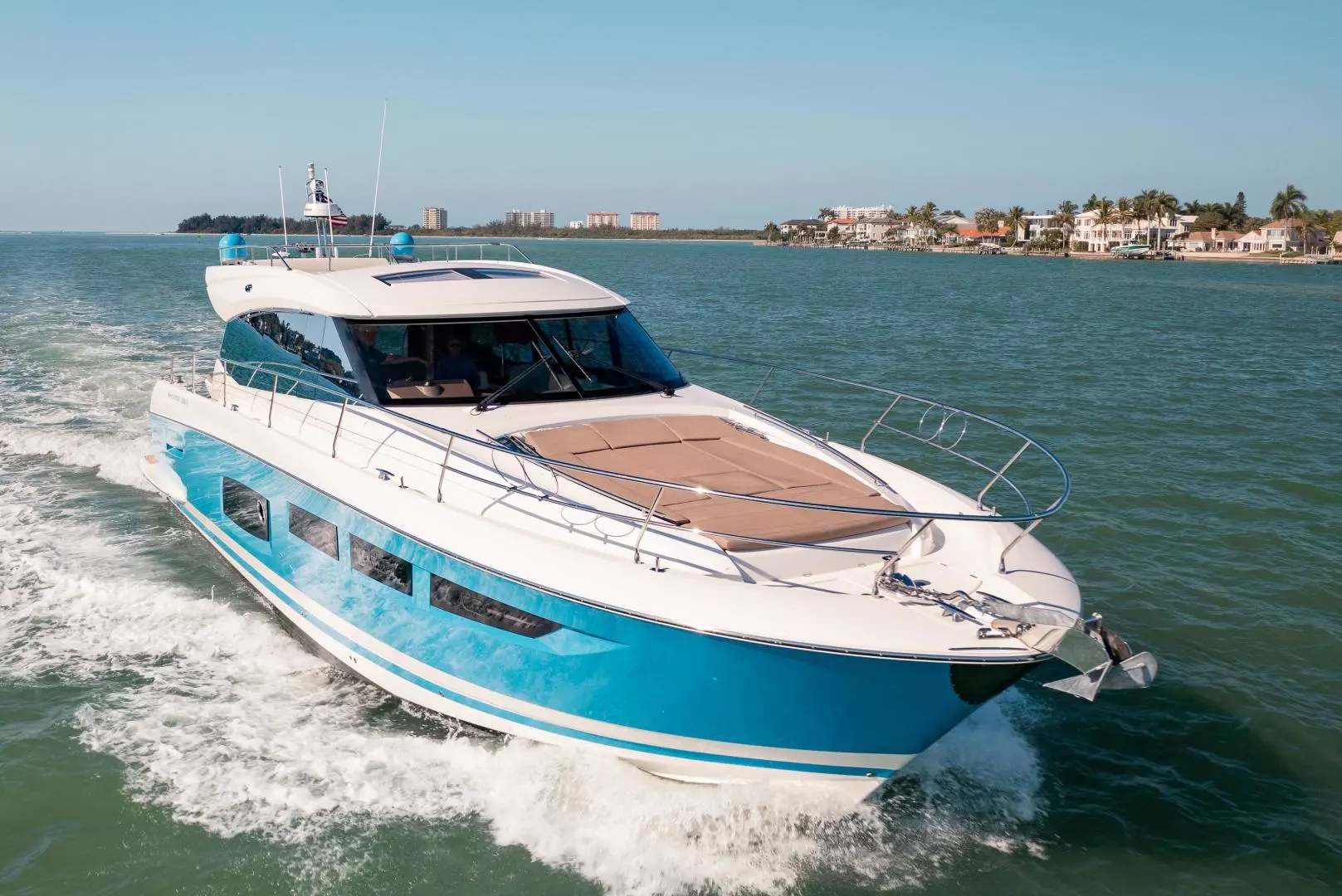 2016 Prestige 550 S - Image 3