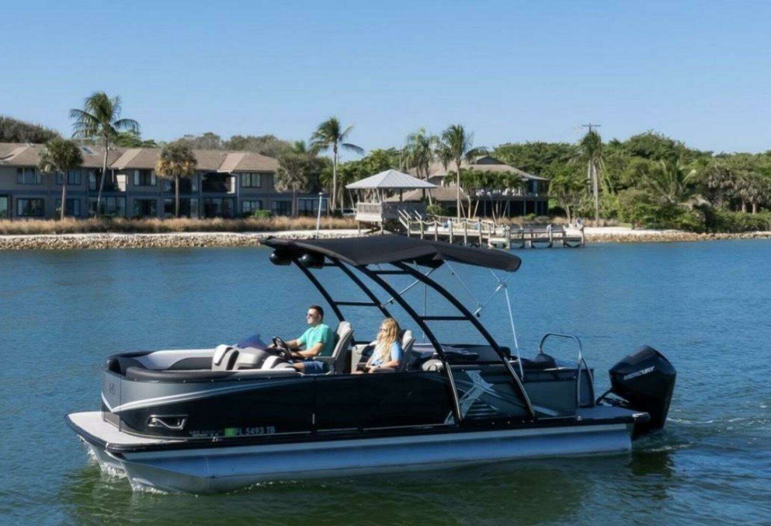 2021 Avalon LSZ Quad Lounger 24 - Image 2