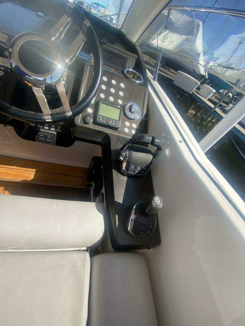 2013 Sunseeker 40 Portofino - Image 18