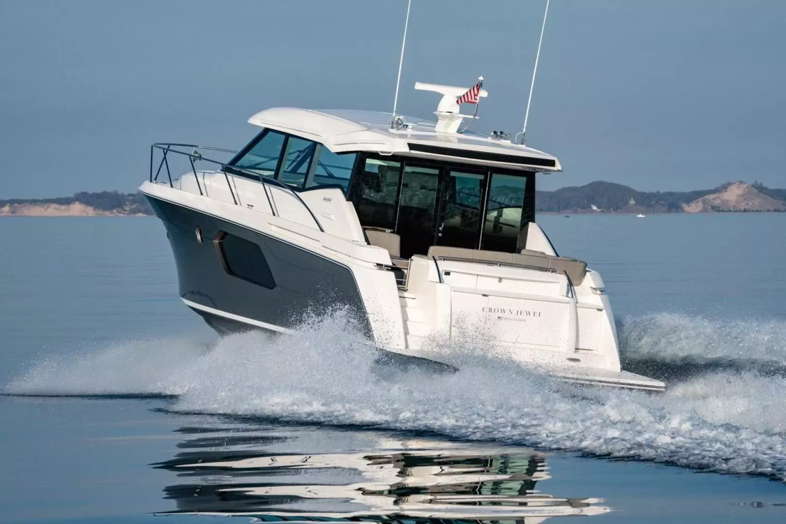 2021 Tiara Yachts C49 - Image 5