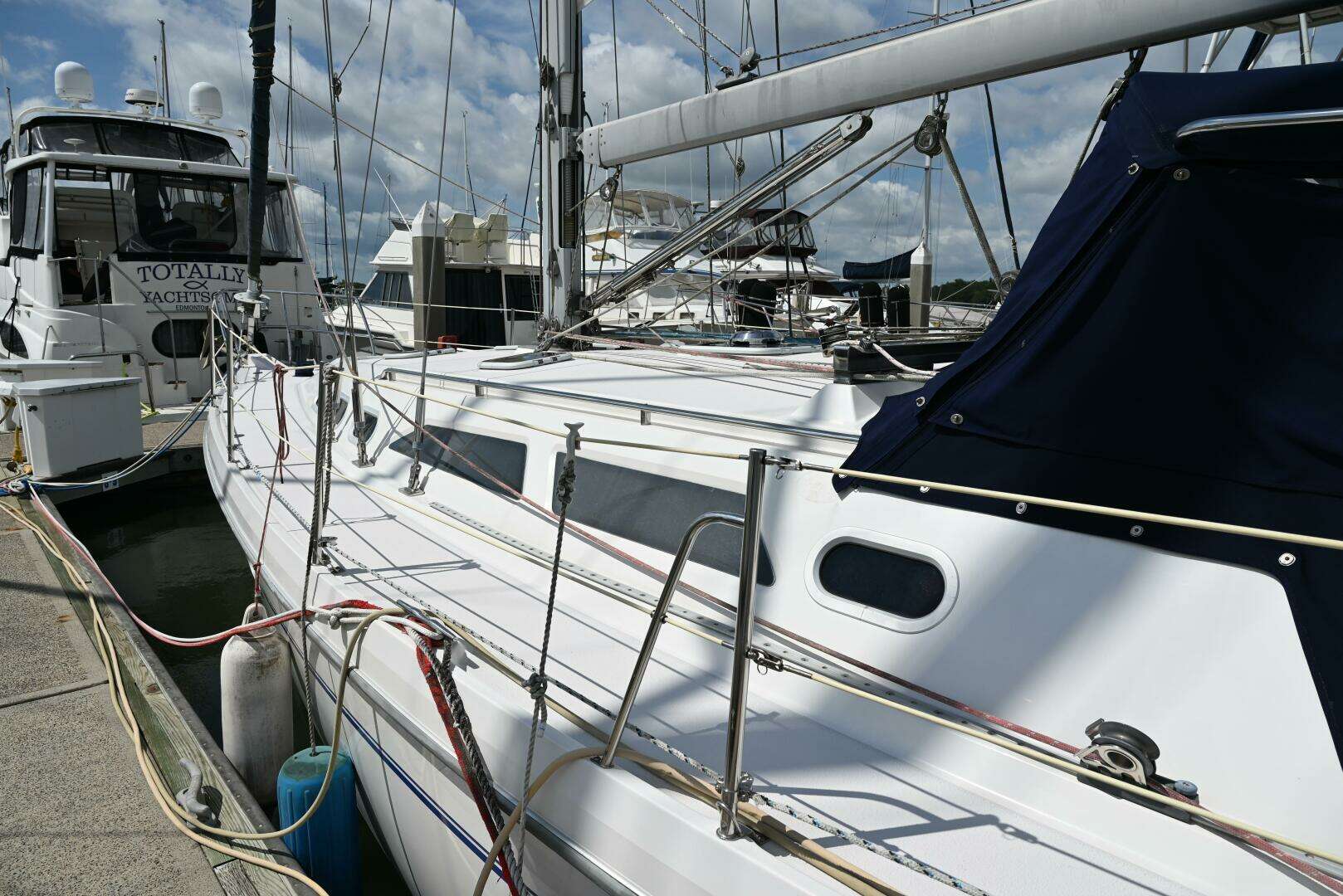 2002 Catalina — - Image 13