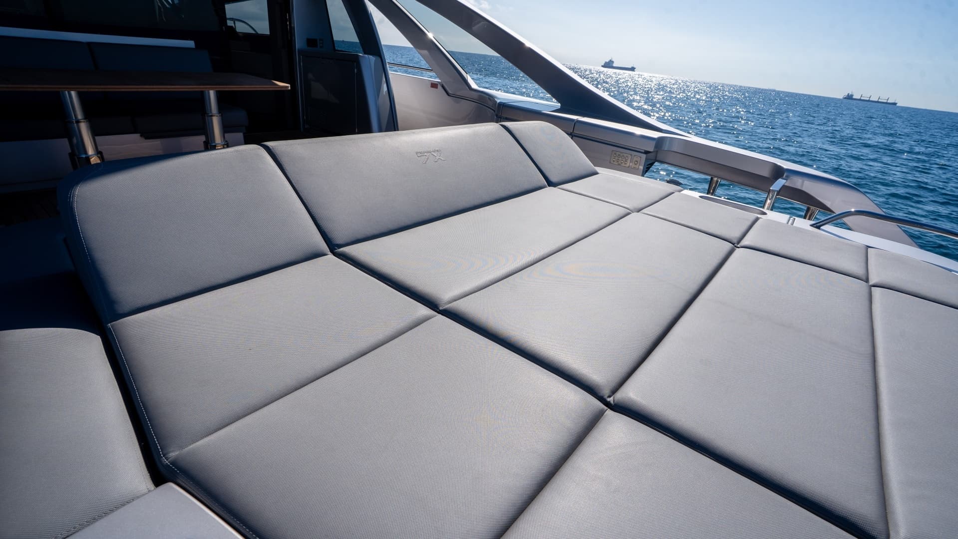 2024 Pershing 7X - Image 23