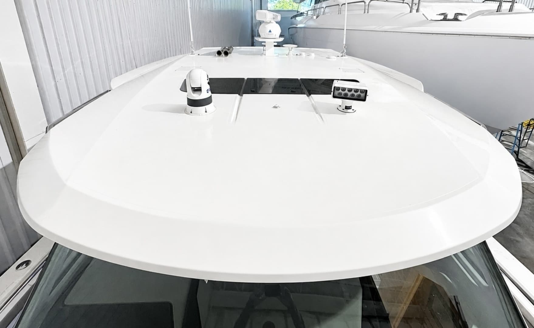 2023 Tiara Yachts 48 LS - Image 22